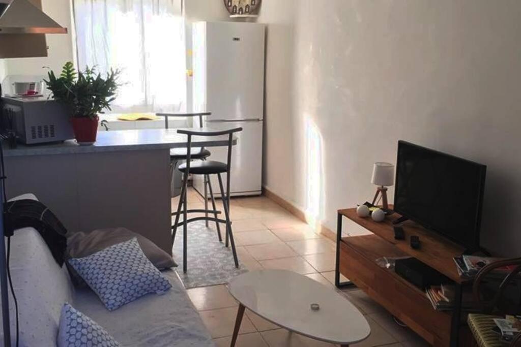 Apartmán Fabienne Cote Jardins De La Fontaine Nîmes Exteriér fotografie